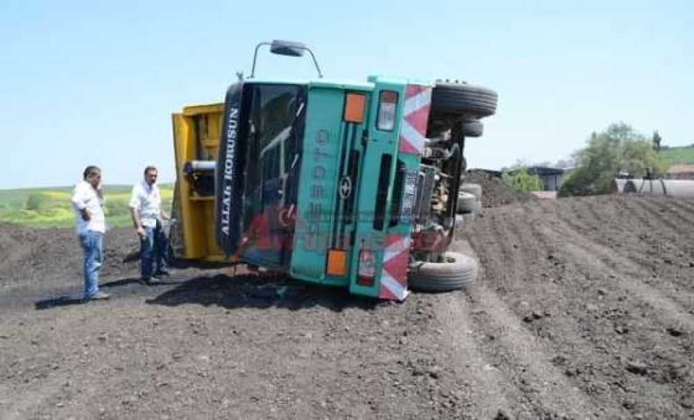 Belediye Şantiyesinde Görünmez Kaza