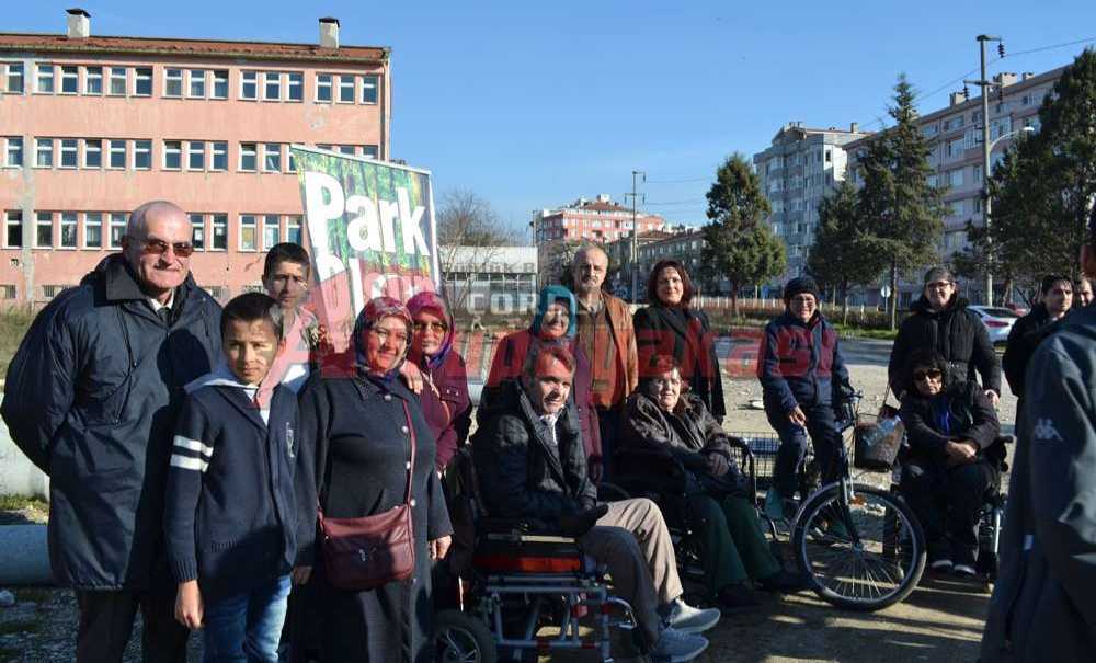 Tüm Renkler Yeşil İçin Bir Araya Geldi
