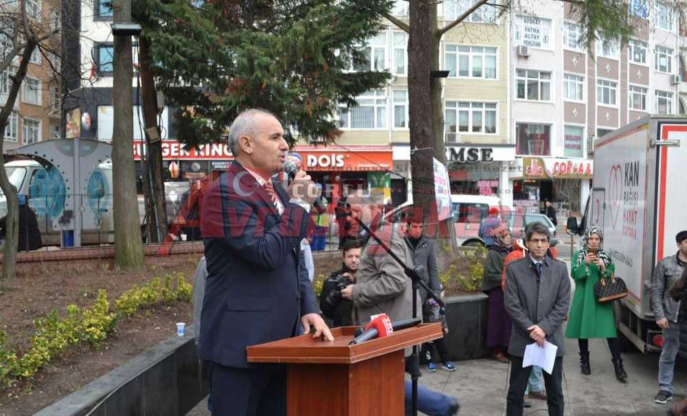 Çorlu Halkı Atatürk Meydanı'nda Buluştu