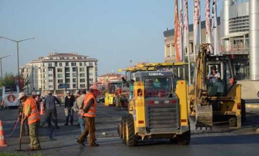 Çorlu Belediyesi'nden Asfalt Atağı