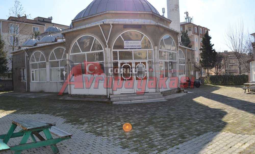 Caminin Bankları İçler Acısı