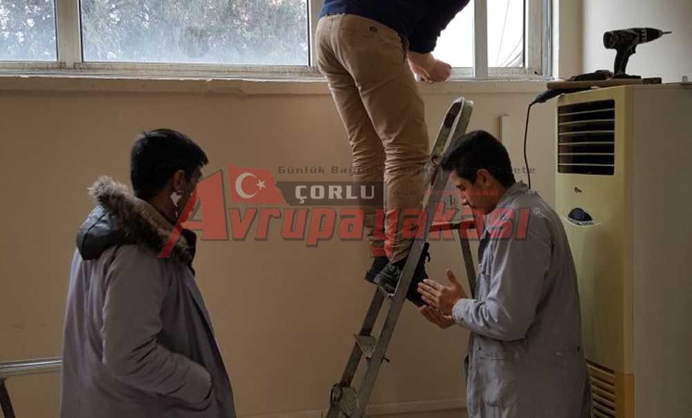 Bu Okul İşsizliği Önlüyor