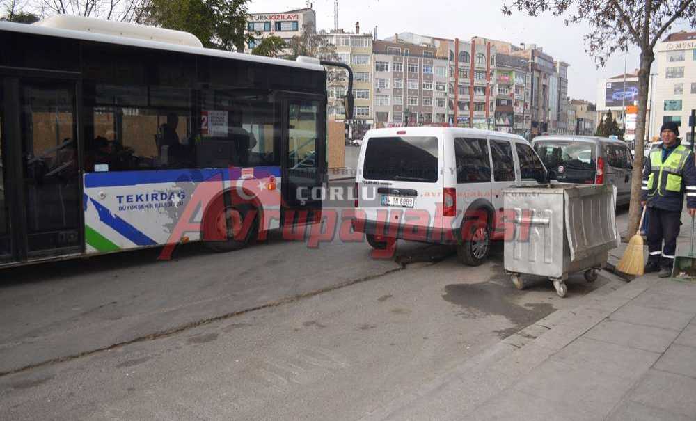 Otobüs Duraklarına Çözüm Bulunamadı
