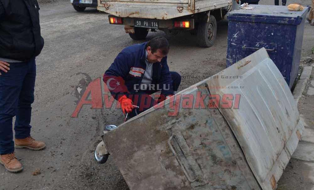 Ergene Belediyesi Çöp Konteynırlarını Tamir Etti