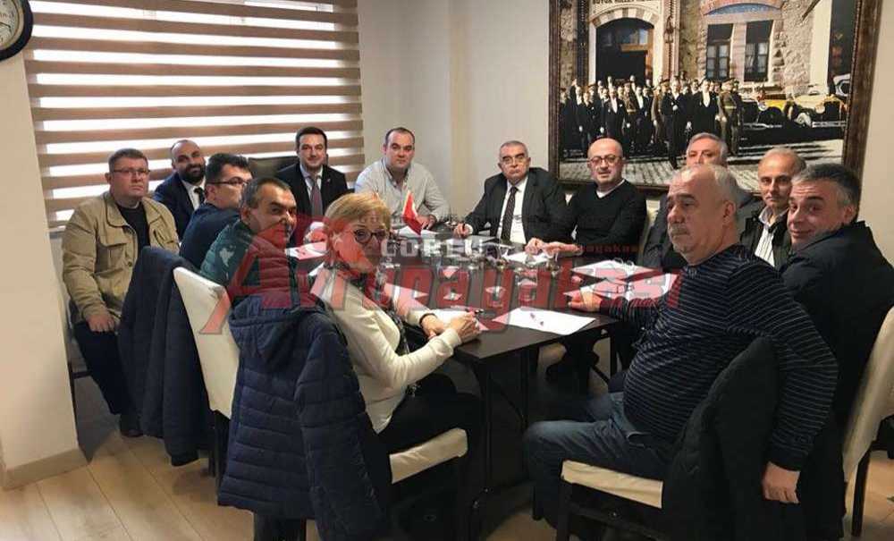 Chp'li Başkanlar Tüzük İçin Bir Arada