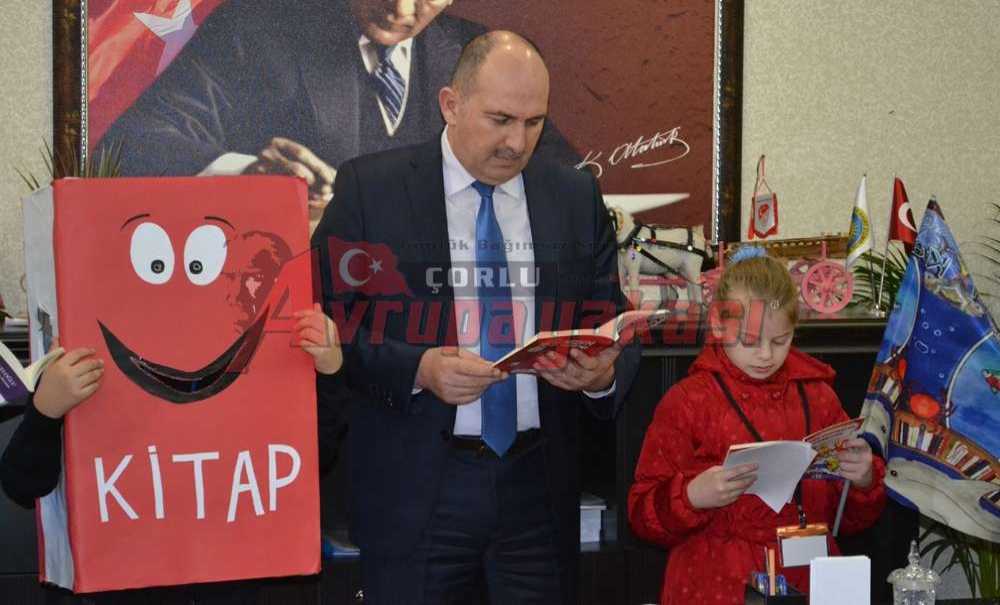 Kitap Okumanın Yeri Ve Zamanı Yok