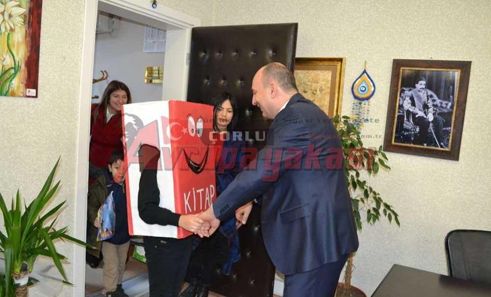 Kitap Okumanın Yeri Ve Zamanı Yok