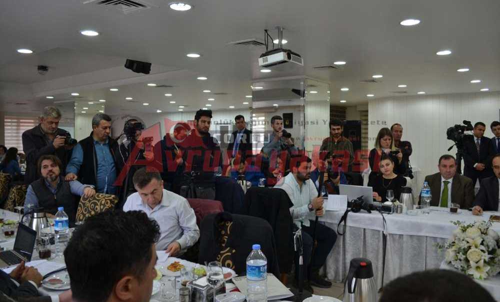 Vali Ceylan 2017 Yılının Panoramasını Sundu