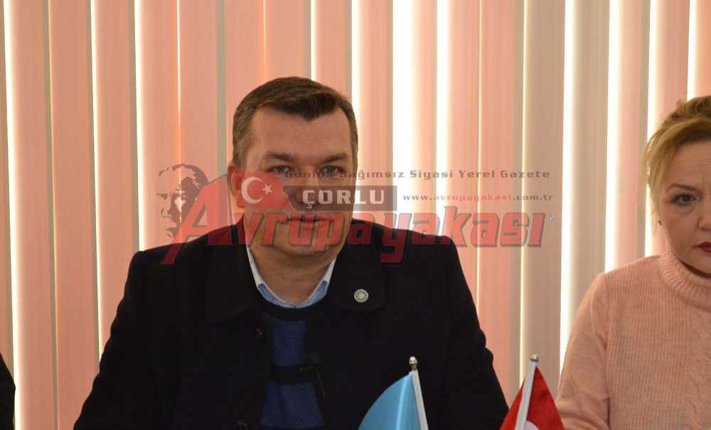 İyi Parti Yönetimi Basınla Tanıştı