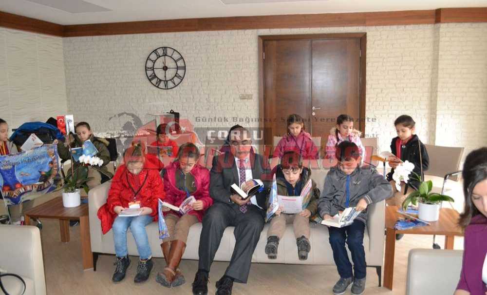 Belediye'de Kitap Sessizliği