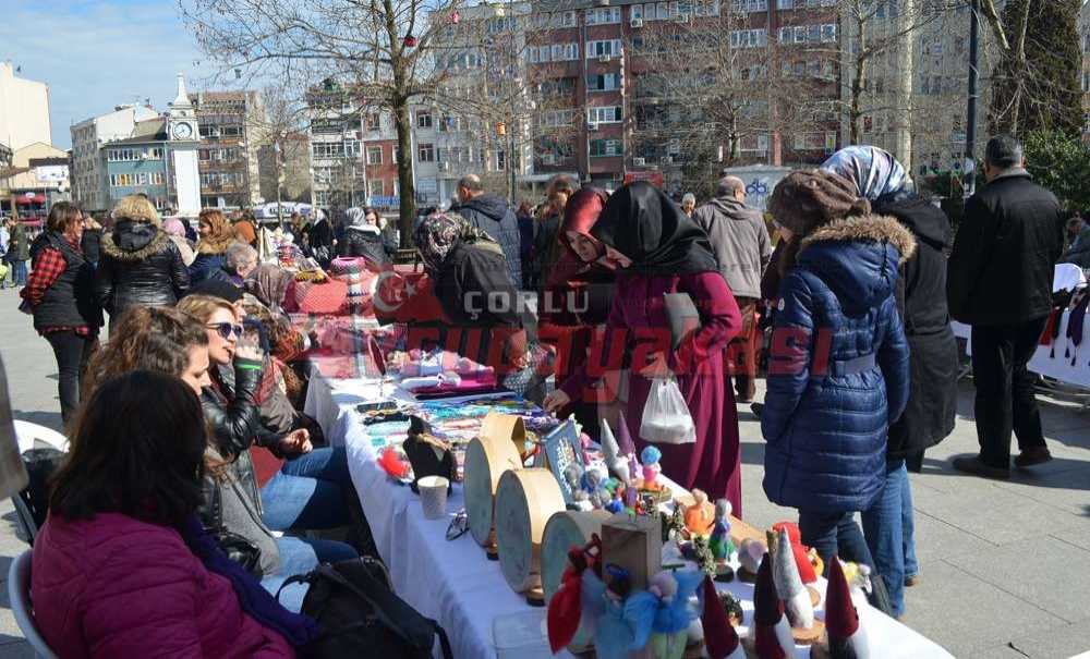 El Emekleri Göz Nurları, İlgi Gördü