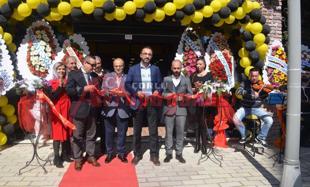 Boss Erkek Bakım Ve Güzellik Merkezi Açıldı