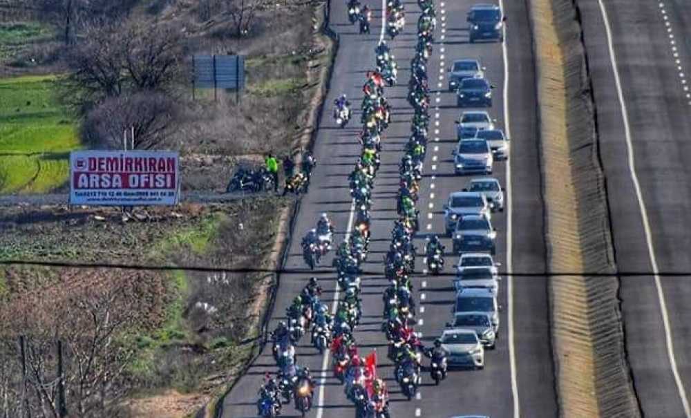 Şehitler İçin Çanakkale'ye Sürdüler