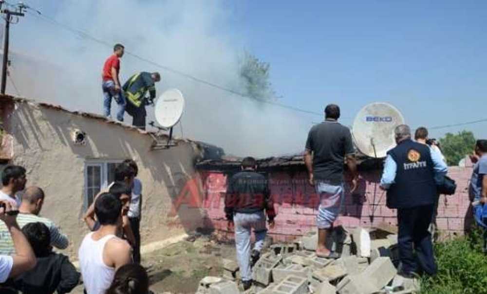 Yangın Mahalleliyi Korkuttu