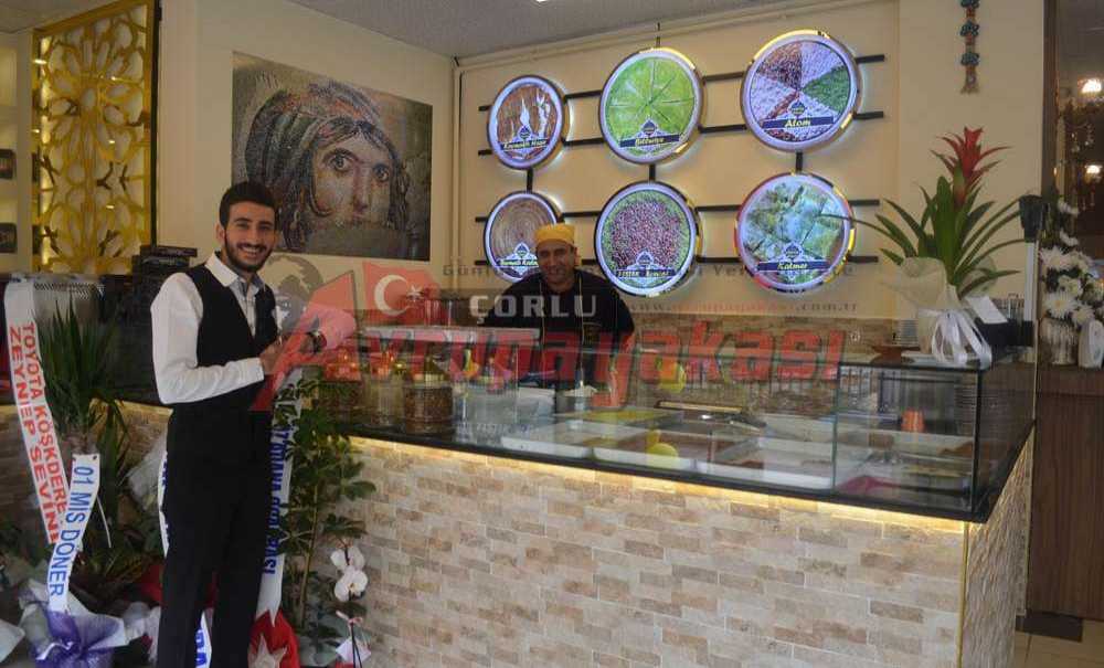 Gaziantep'in Maharetli Elleri Fıstık Künefede