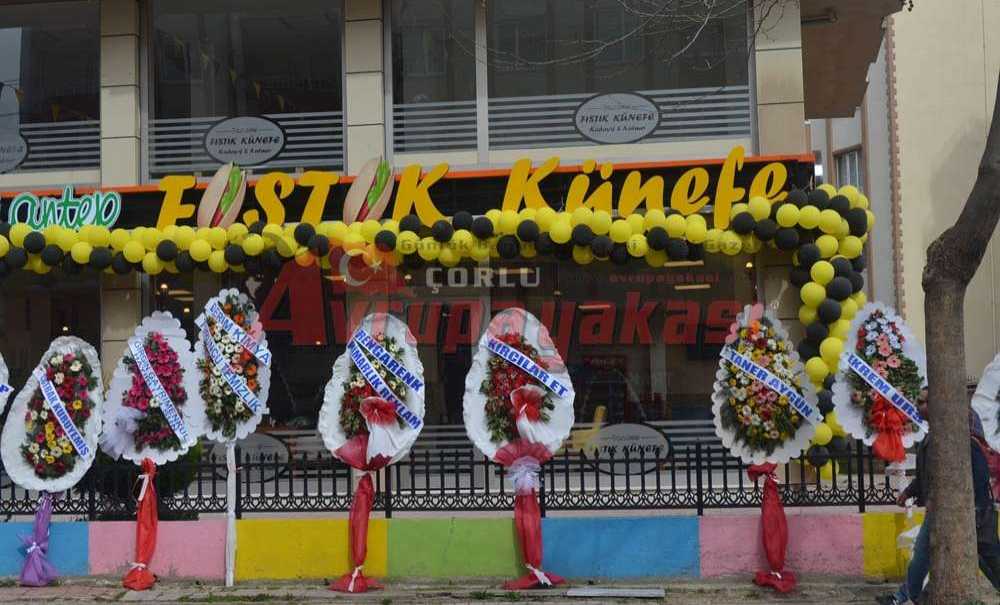 Gaziantep'in Maharetli Elleri Fıstık Künefede