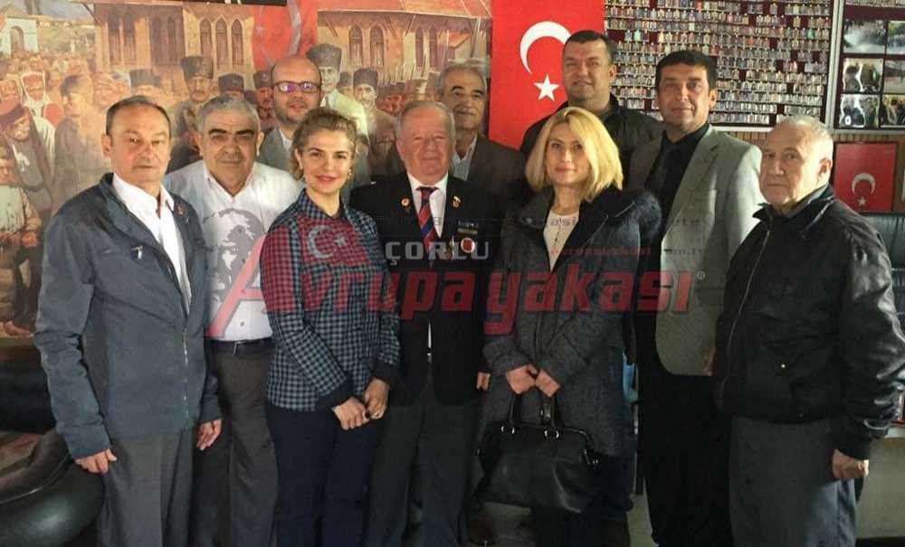 İyi Parti Gaziler Derneği'ni Ziyaret Etti