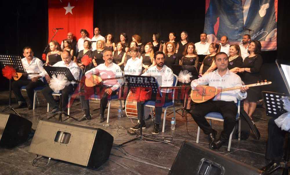 Cem Vakfı Korosu Büyük İlgi Gördü