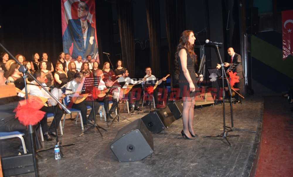 Cem Vakfı Korosu Büyük İlgi Gördü