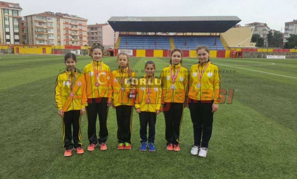 Antrenmana Gittiler, Il Ikincisi Oldular