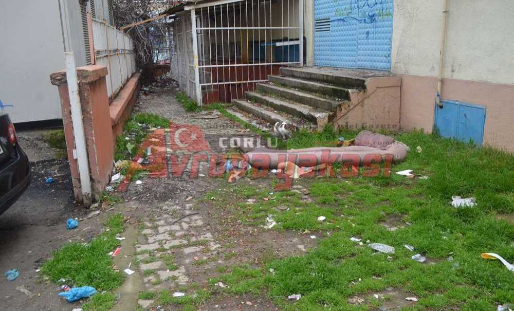 Eski Halk Eğitim Merkezi Uyuşturucu Yuvası Oldu