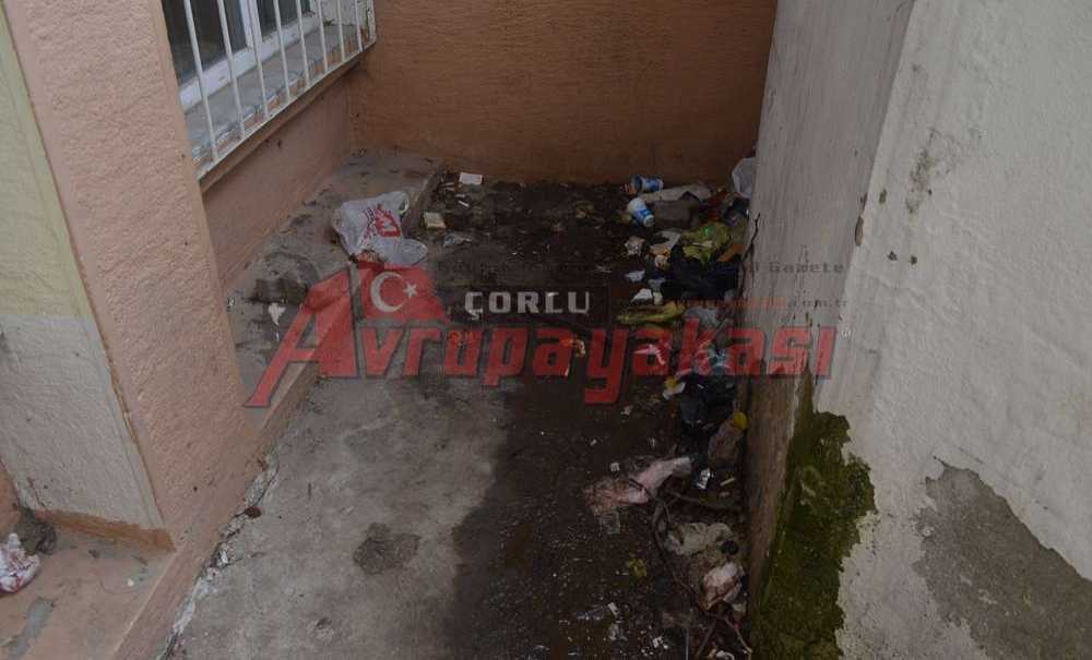 Eski Halk Eğitim Merkezi Uyuşturucu Yuvası Oldu