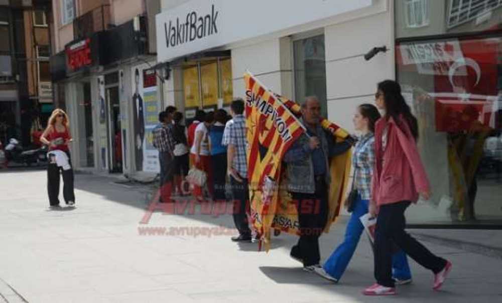 1 Mayıs Tatili Çorlu Sokaklarını Doldurdu