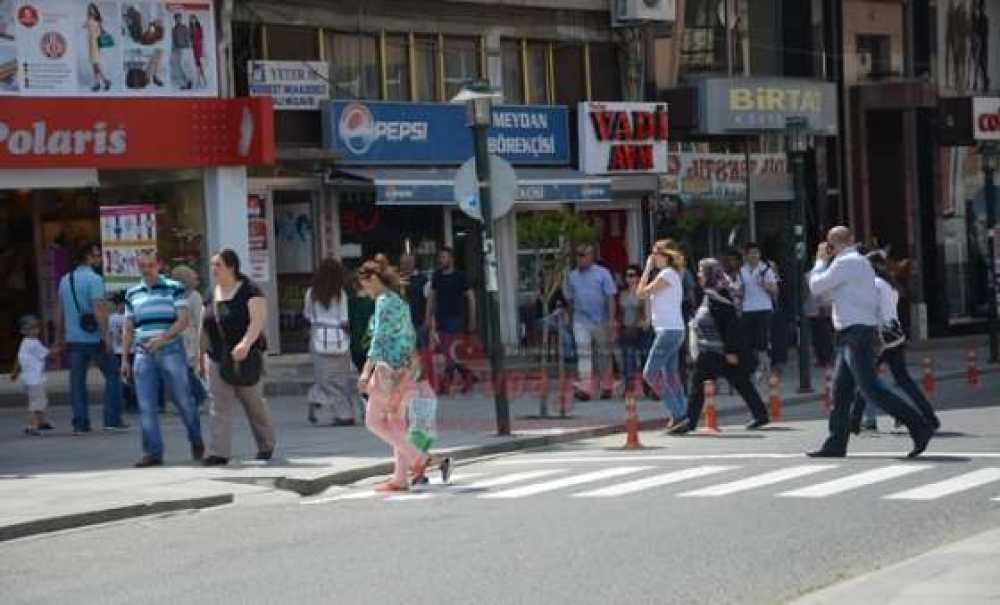 1 Mayıs Tatili Çorlu Sokaklarını Doldurdu