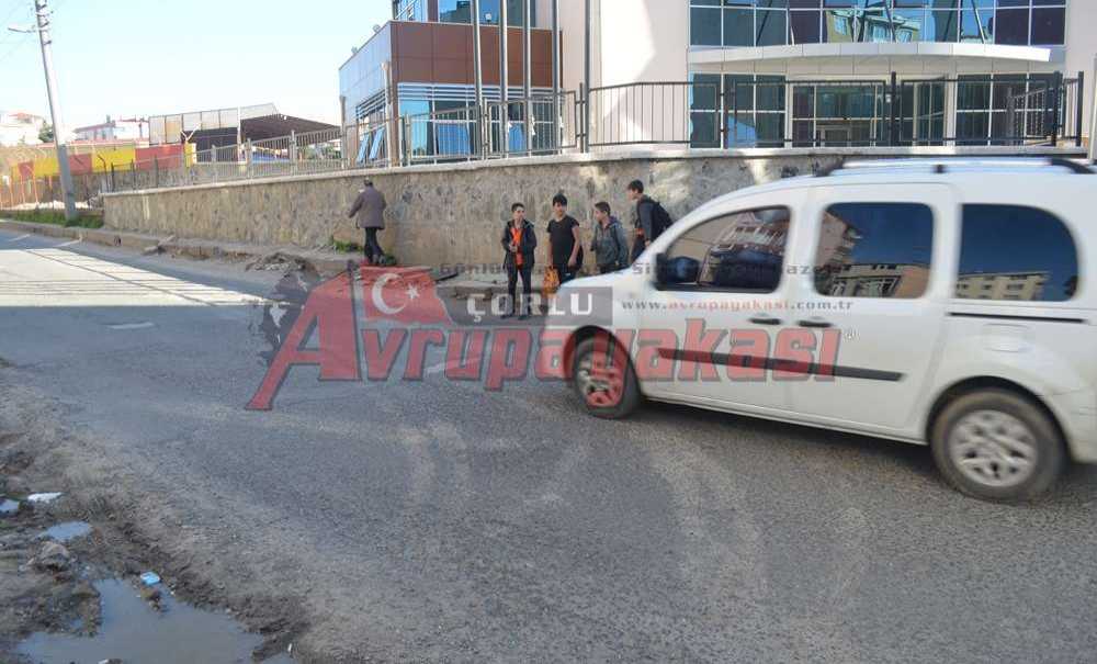 Vatandaşlardan Kaldırım Tepkisi