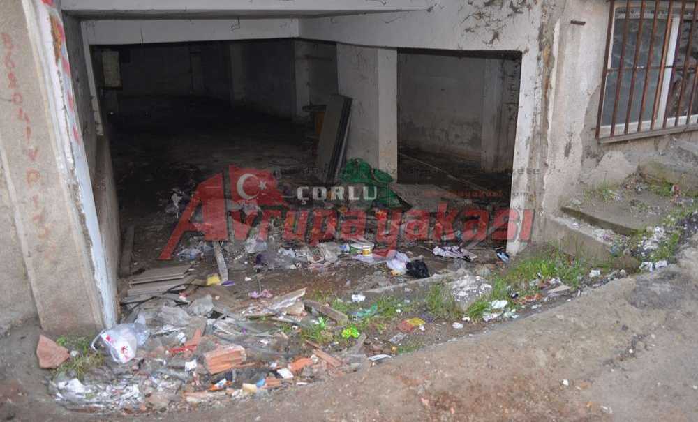 Mahalleli Uyuşturucu Kullanıcılarından Kurtuldu