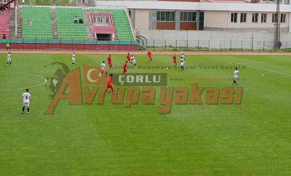 Çorluspor 1947 Galibiyetle Veda Etti