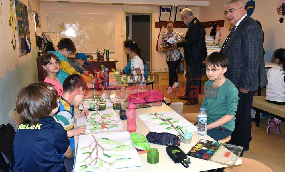 Başkan Baysan Resim Kursiyerlerini Ziyaret Etti