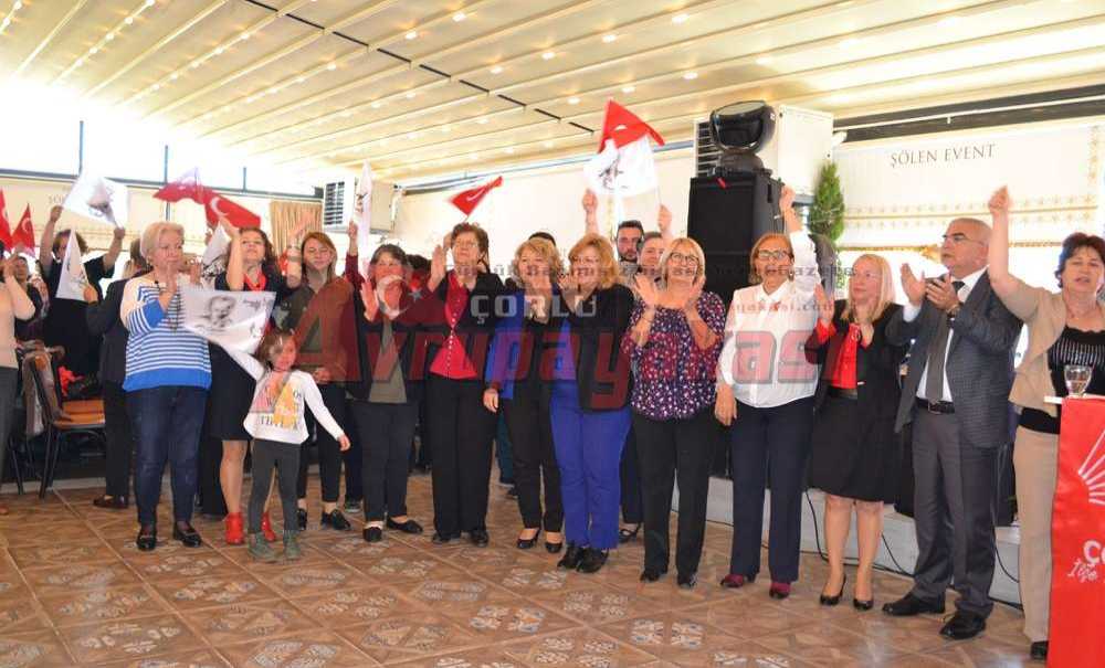 Chp'li Kadınlar Seçim Öncesi Moral Depoladı