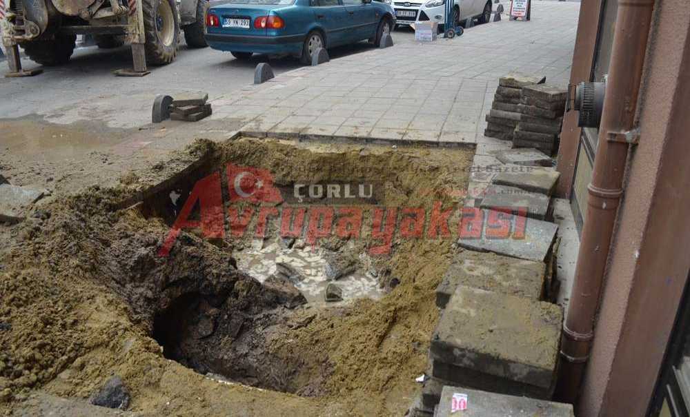 Belediye Ekipleri Anında Müdahale Etti