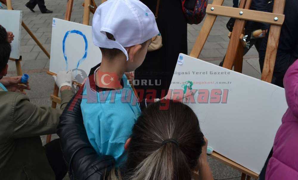 Otizmin Farkında Olun!