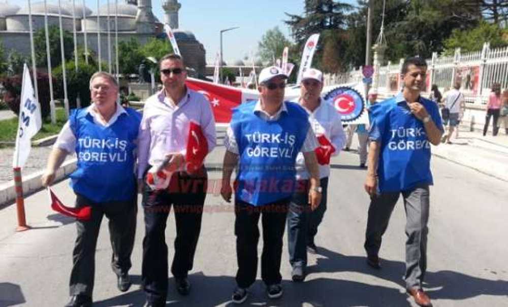Teksif Sendikası Çorlu Şubesi 1 Mayıs'ı Edirne'de Kutladı