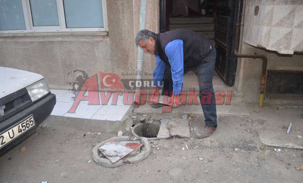 Kanalizasyon Suyu, Bodrumlara Geri Basıyor