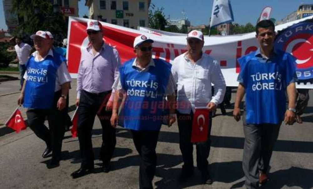 Teksif Sendikası Çorlu Şubesi 1 Mayıs'ı Edirne'de Kutladı