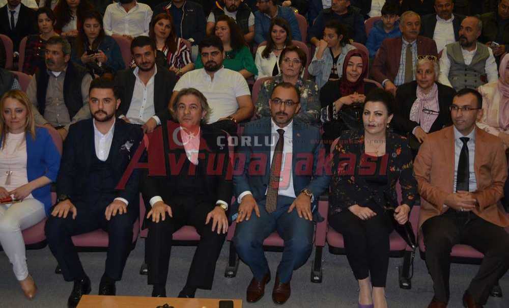 Ak Belediyecilik Semineri Verildi