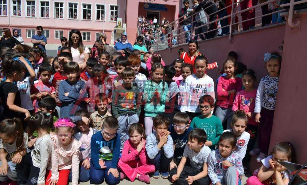 23 Nisan'ı Kutlamaya Başladılar