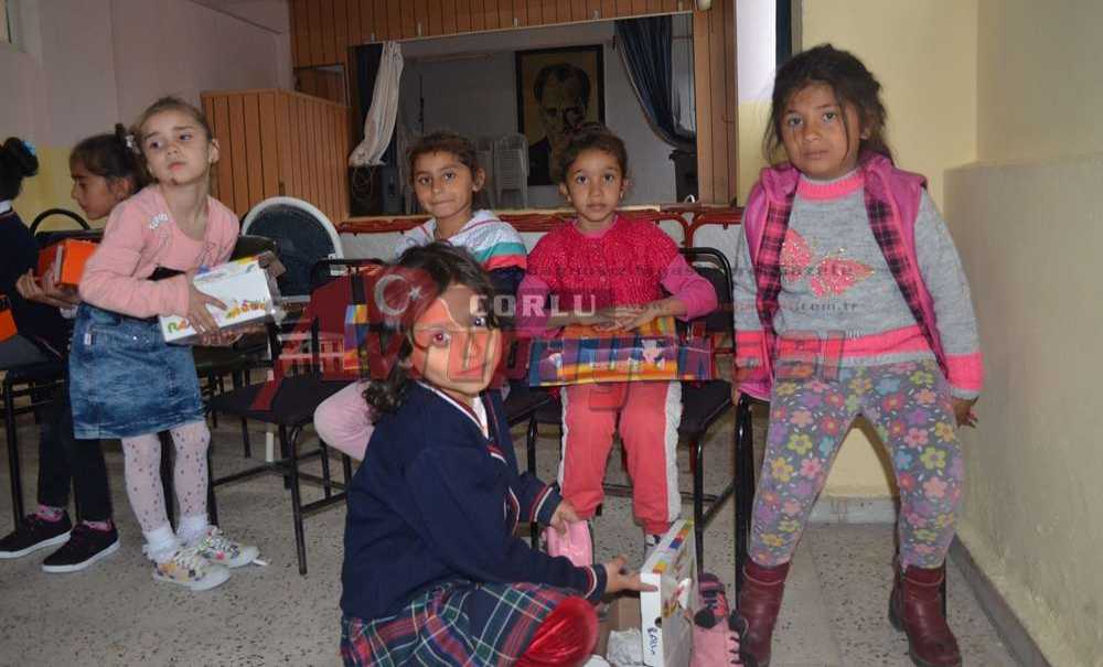 Minik Yüzler Gülmeye Devam Ediyor