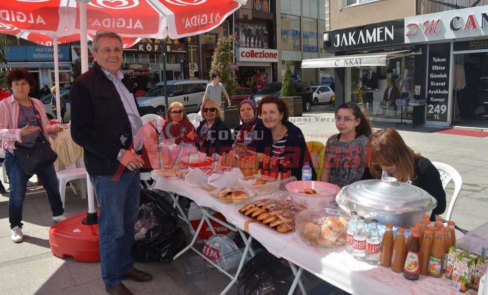 23 Nisan'da Çocukların Yüzünü Güldürmek İstedik