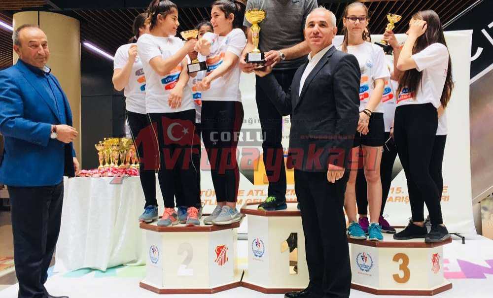 Trend Arena'da Topuklar Yarışacak