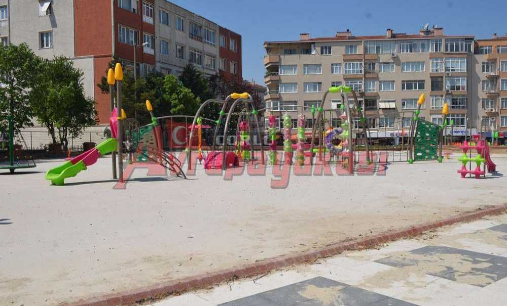 Atatürk Parkı'nda Çalışmalar Devam Ediyor