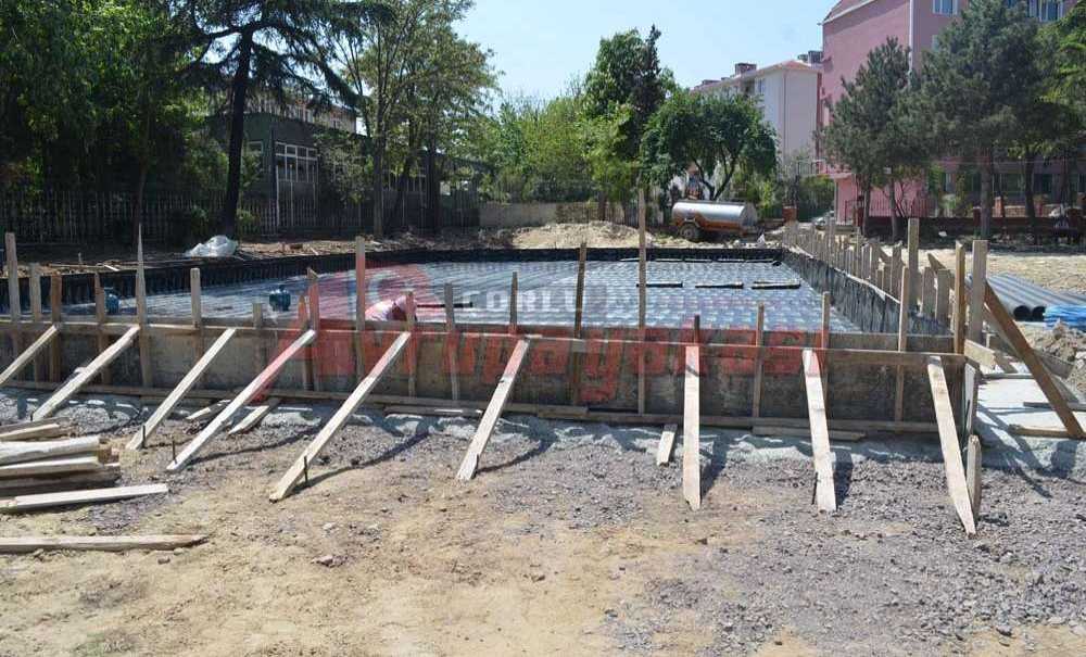 Atatürk Parkı'nda Kafenin Yapımına Başlandı