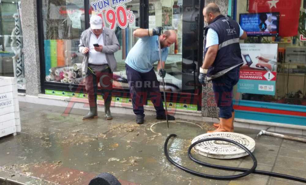 Logar Tıkandı, Sular Dışarı Taştı