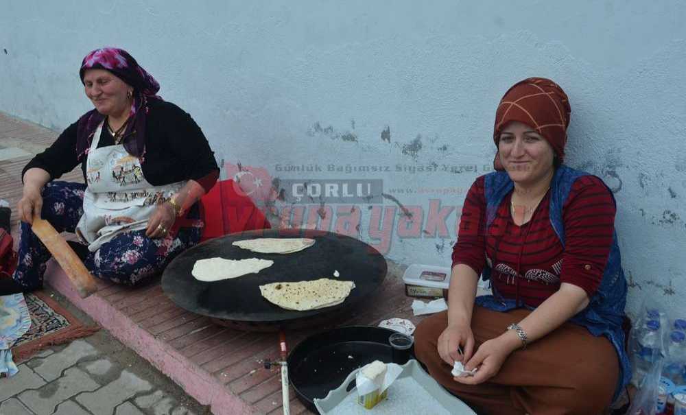 Okul Yararına Kermes Düzenlendi