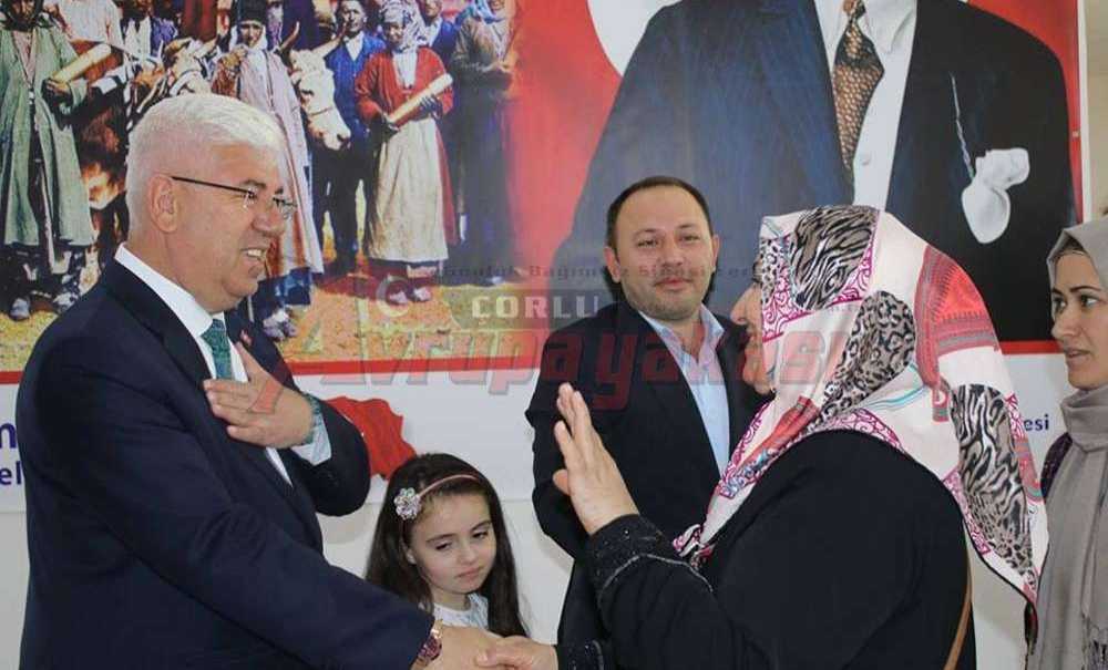 Ergene Belediyesinden Geleneksel Anneler Günü Kutlaması