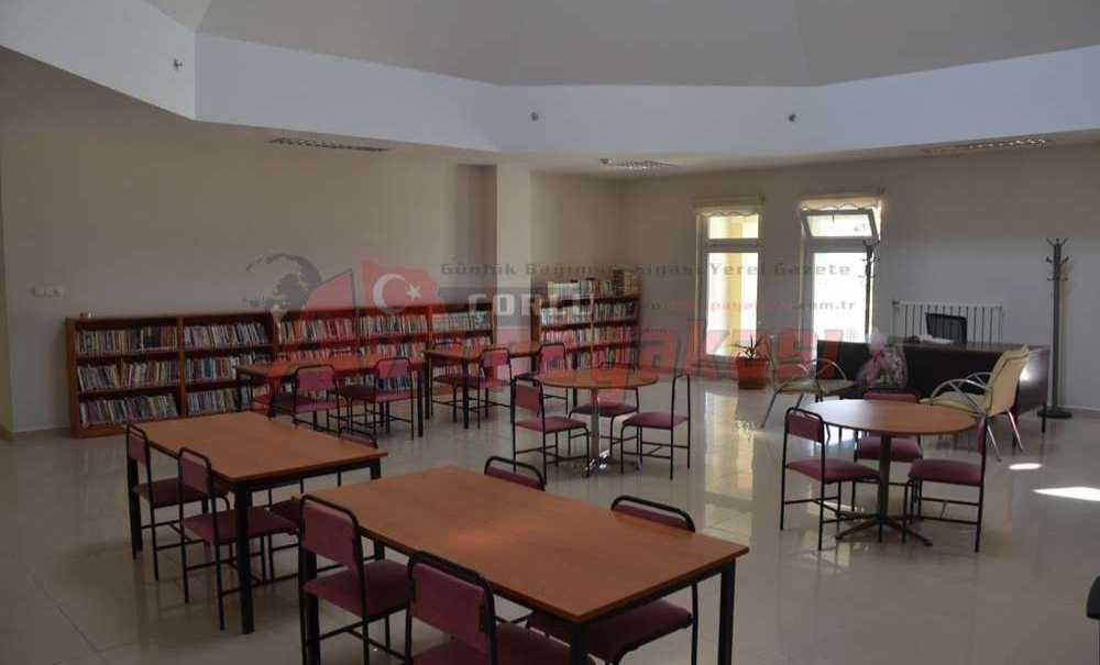 Yeniden Kapılarını Açtı