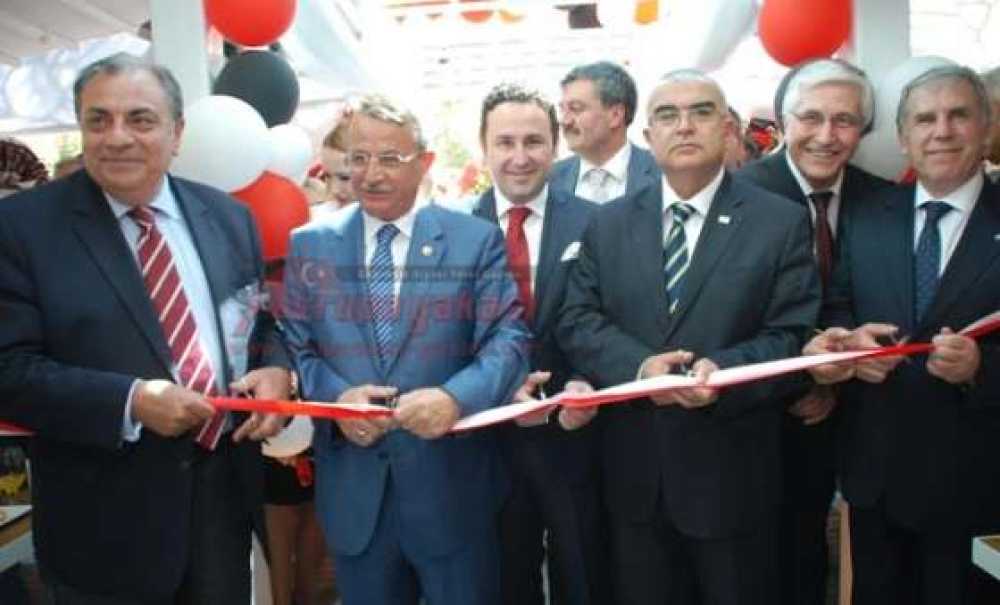 Vogue Çorlu Cafe Restaurant Açıldı